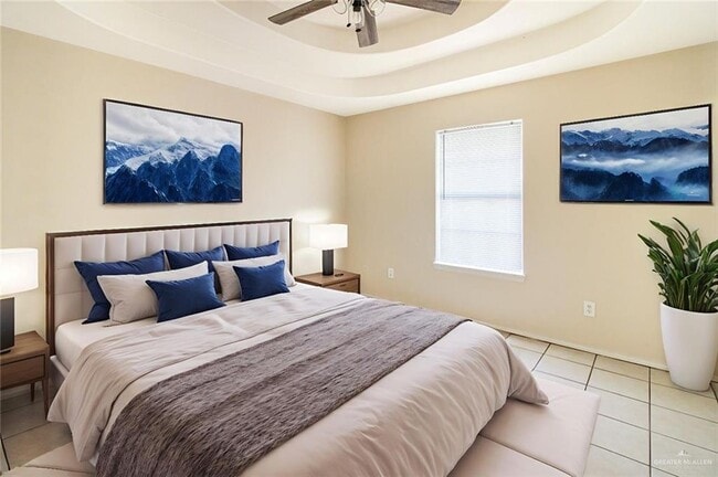 Building Photo - 19 Tampa St