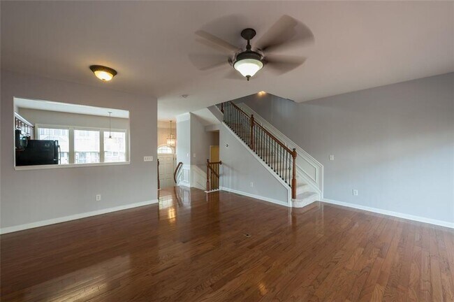 Building Photo - 1369 Thornborough Dr