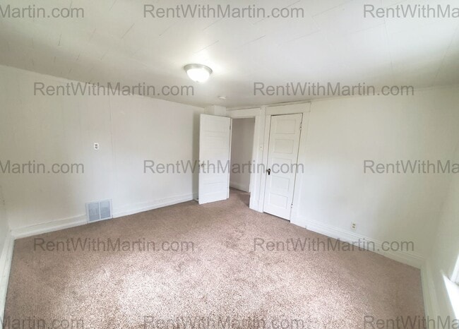 Building Photo - 1931 Franklin St