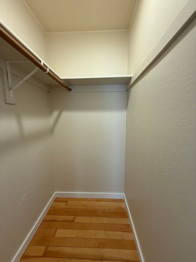 Building Photo - Cute two bedroom cottage in central Ashland Location | Available Now