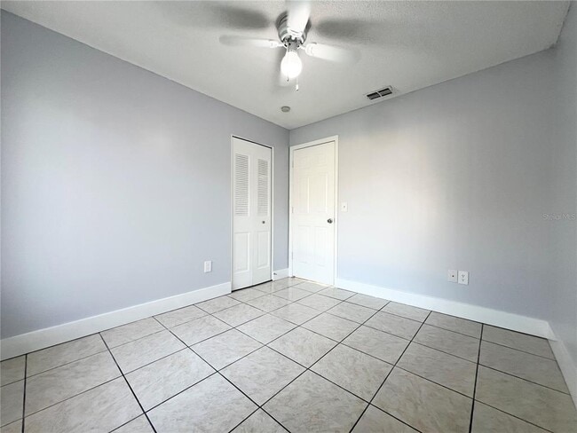 Building Photo - 11340 Cardiff Dr