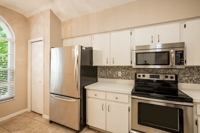 Building Photo - 4020 Windell Pl