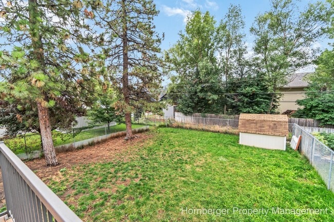 Building Photo - Recently Updated Single Family Home On The...