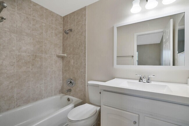 Building Photo - 3736 Coelebs Ave