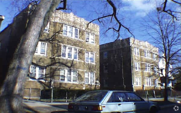 Building Photo - 707-713 Seward St