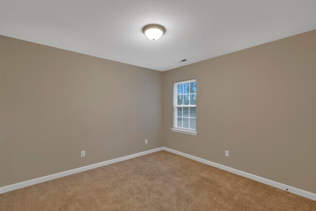 Building Photo - Three Story with Media Room!