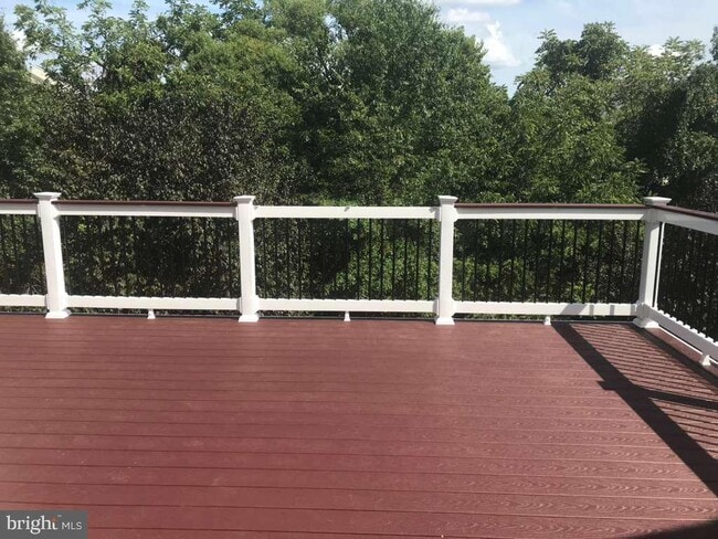 Building Photo - 22587 Welborne Manor Square