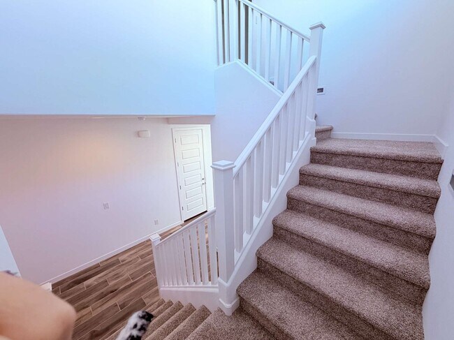 Building Photo - 8307 E Peterson Ave