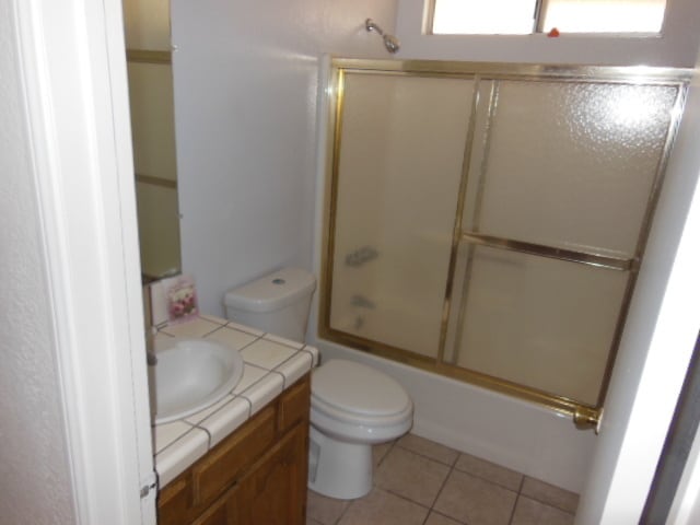 Building Photo - Quiet neighborhood and great views!