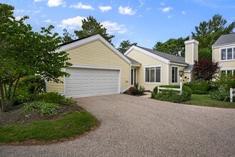 Building Photo - 2 Red Cedar Trl