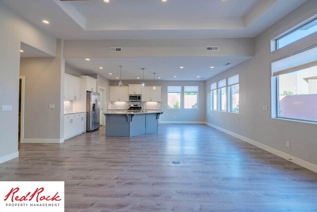 Building Photo - 4 Bedroom Home In The Dunes At Sand Hollow...