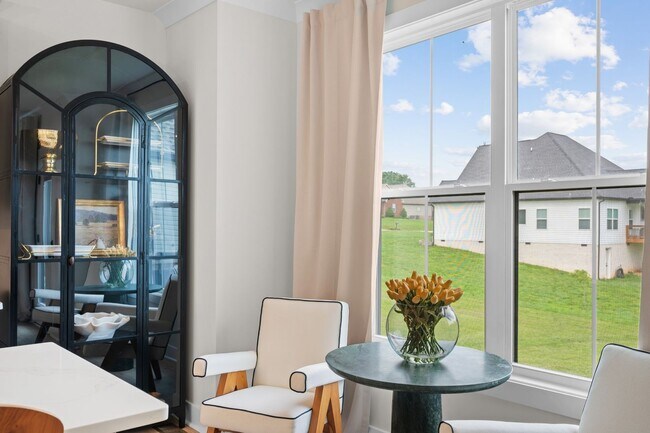 Building Photo - Modern 3 Bed on Nearly an Acre