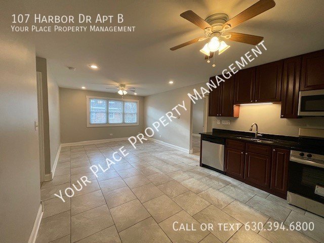 Building Photo - Beautifully updated 2BR, 1BA in Pelican Cove!