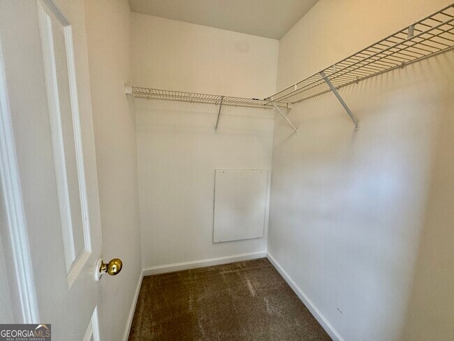 Building Photo - 1770 Highland Oaks Way NE