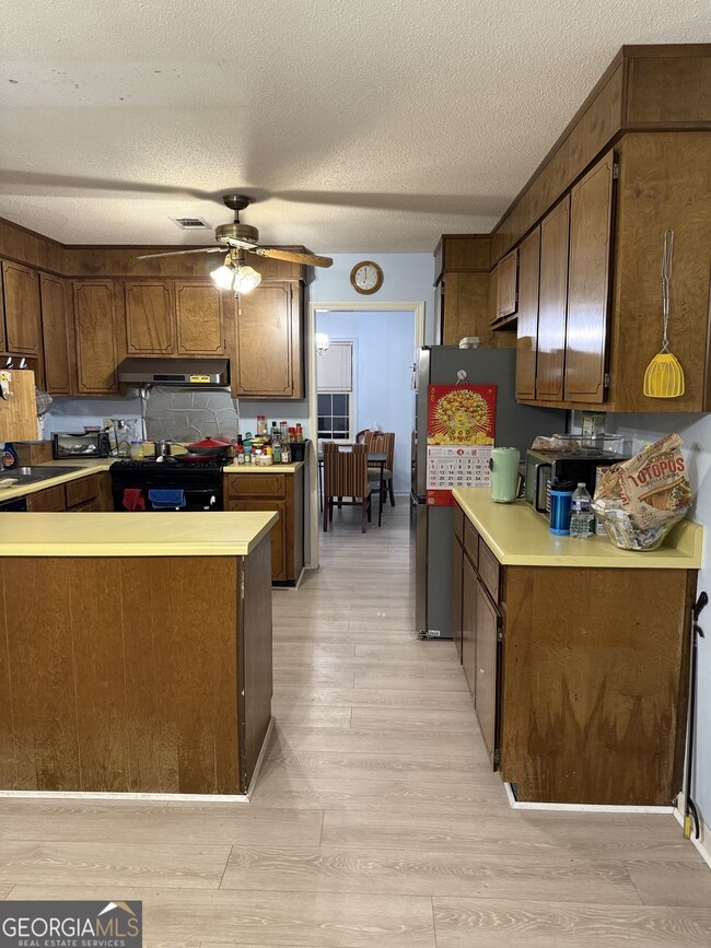 Building Photo - 101 Smoke Rise Dr