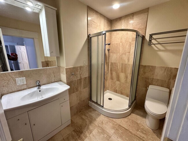 Building Photo - 273 Mason Terrace