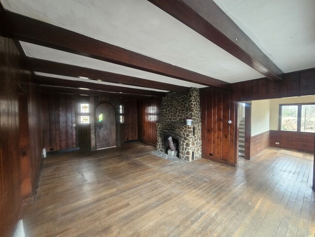 Building Photo - 9 Goldmont St