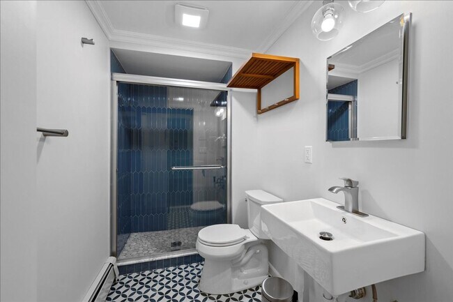 Building Photo - Heathcote Hill neighborhood 3 Bedroom 2 Ba...