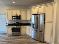 Building Photo - 208 Adams Pointe Blvd