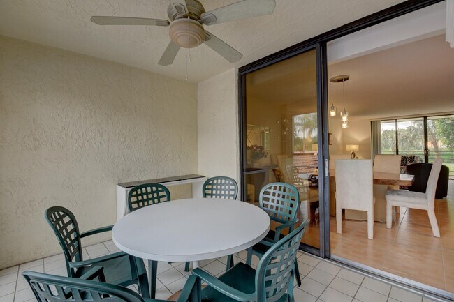 Building Photo - 7194 Promenade Dr