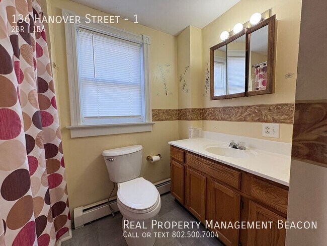 Building Photo - 136 Hanover St