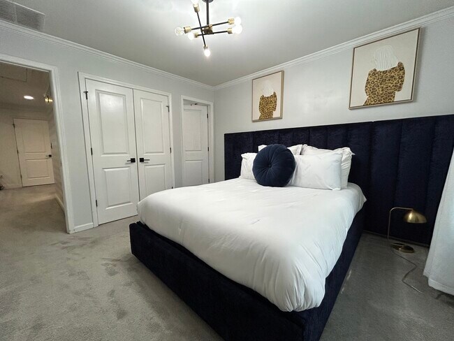 Building Photo - 2535 Village Creek Landing SE