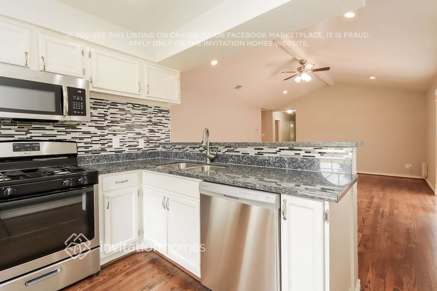 Building Photo - 1820 Eagle Dr