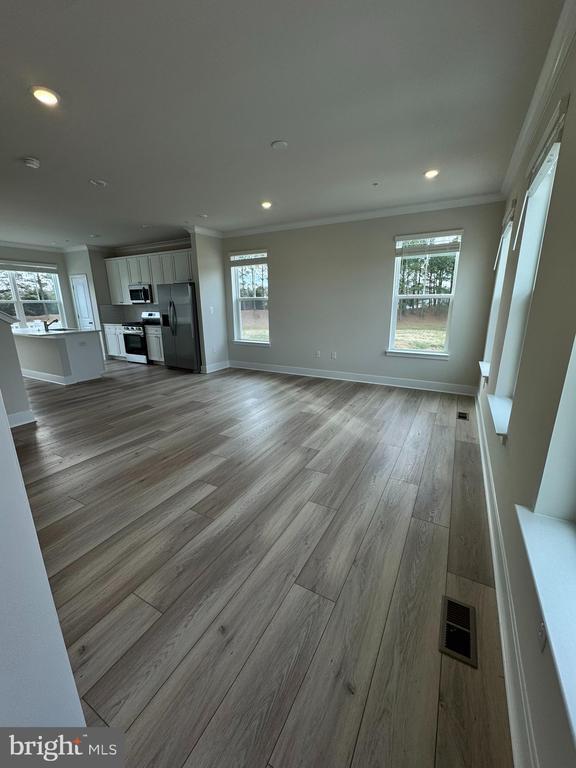 Building Photo - 2208 Winterberry Ln