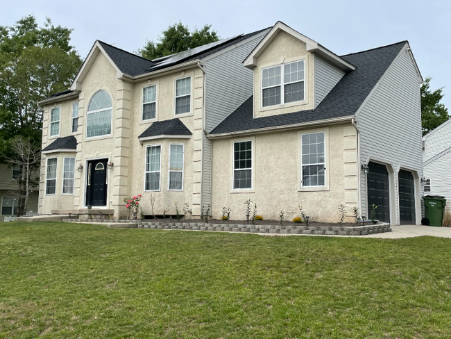 Primary Photo - 1 Brielle Ave