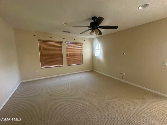 Building Photo - 3073 Heavenly Ridge St