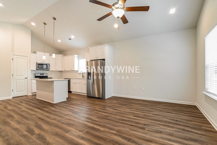 Building Photo - 204 Franklin Ave NW