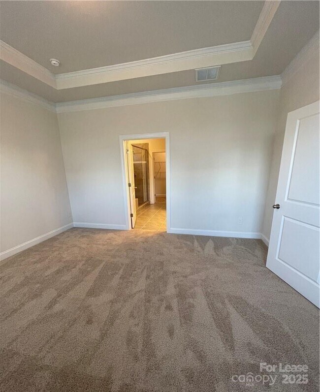 Building Photo - 175 Yellow Birch Loop