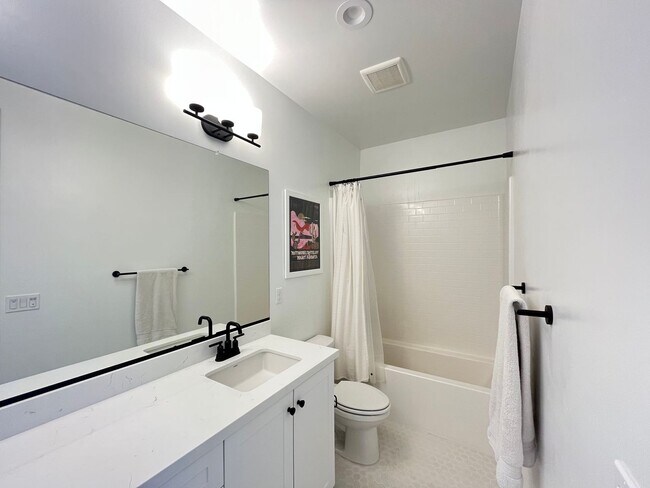 Building Photo - 3810 Hatchery Ln