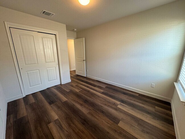 Building Photo - 3802 Appalachian Trl