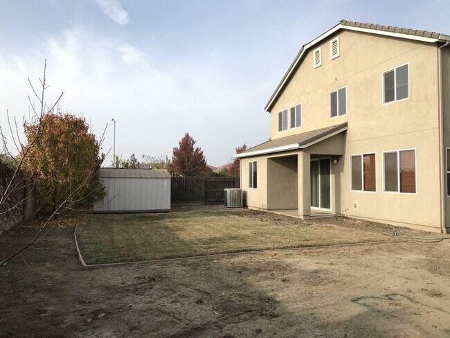Building Photo - 1235 Bluegrass Ct