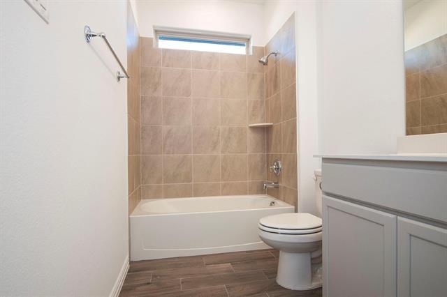 Building Photo - 816 Trailside Ln