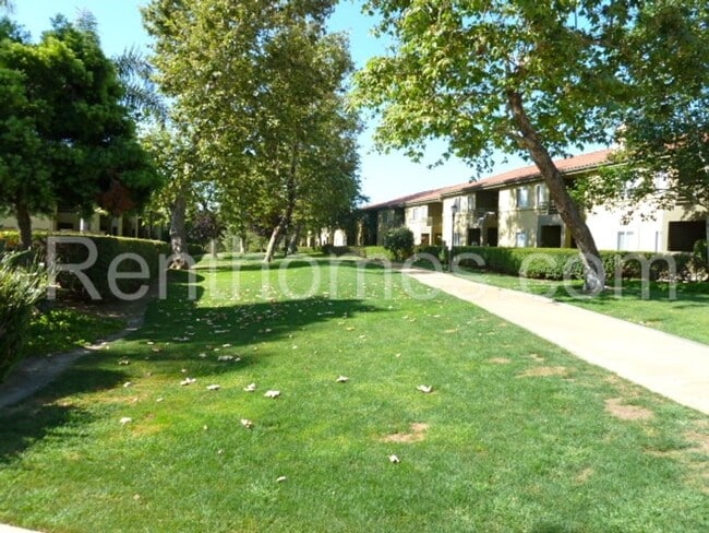 Building Photo - University City, 7405 Charmant Dr #2014, N...