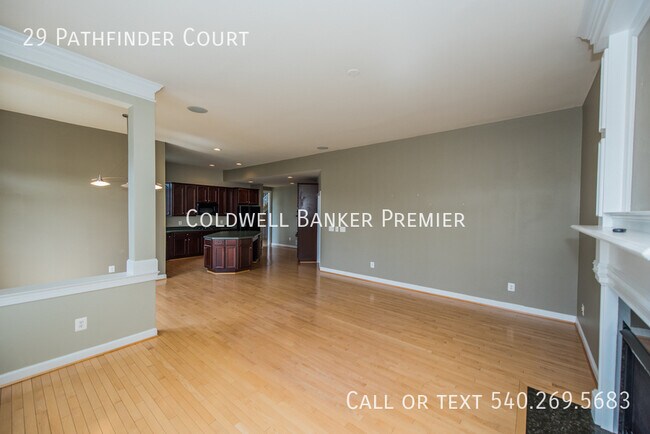 Building Photo - 29 Pathfinder Ct