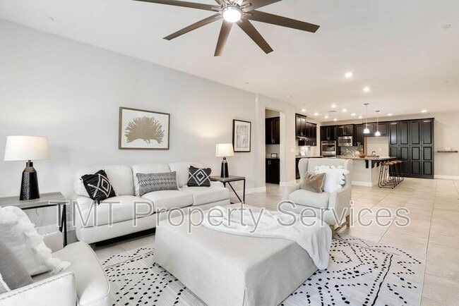 Building Photo - 1141 Vista Verde Dr