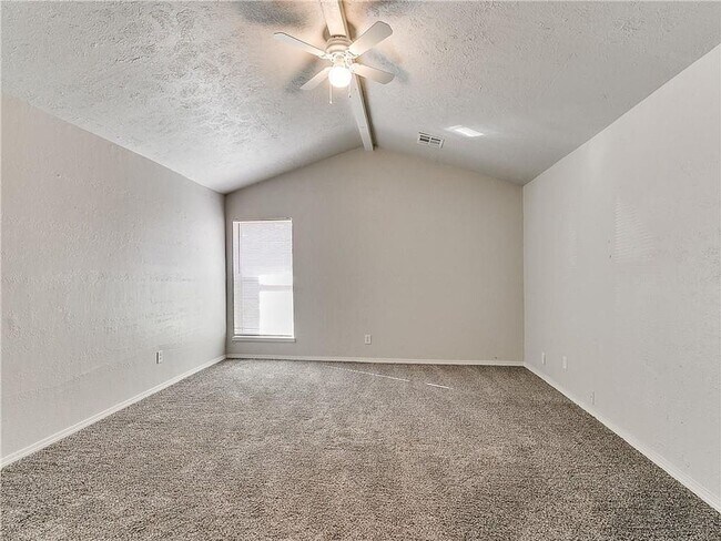 Building Photo - Beautifully Updated 3-Bed, 2-Bath Home in Oklahoma City
