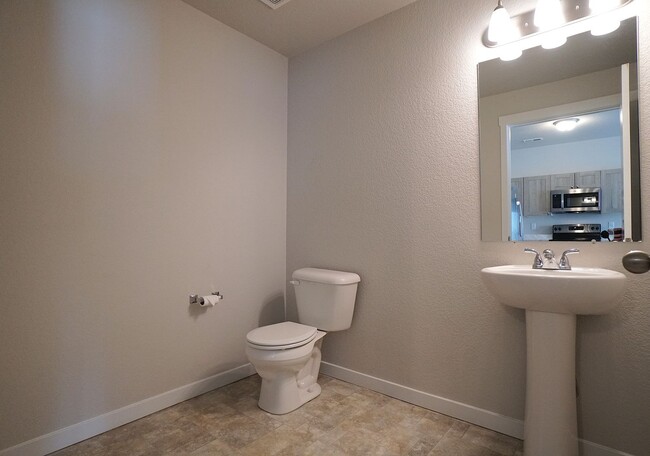 Building Photo - 3254 Thunderchief Hts