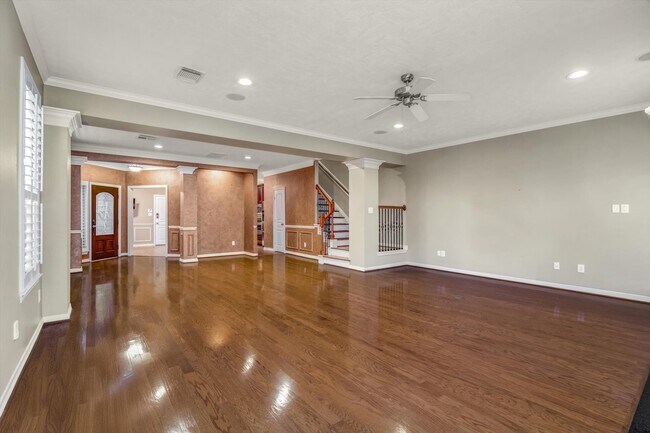 Building Photo - 1524 Birdsall St