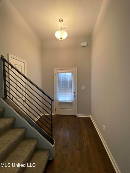 Building Photo - 3160 Magnolia Bloom Dr