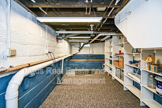 Building Photo - 9459 Maple Ave SE