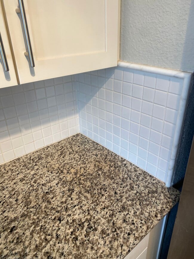 Building Photo - 4444 E Paradise Village Pky N