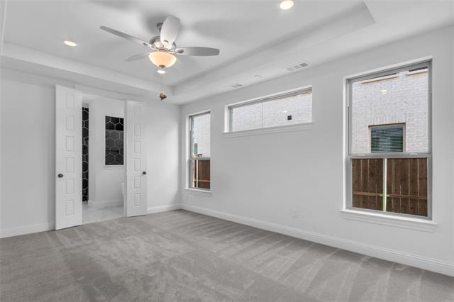 Building Photo - 2410 Thavie St