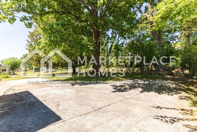 Building Photo - 6517 Marsh Ave NW