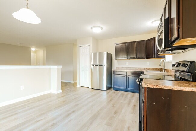 Building Photo - 2666 Kilmurray Dr