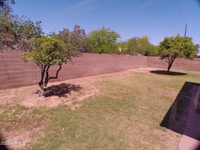 Building Photo - 5226 N 71st Ave