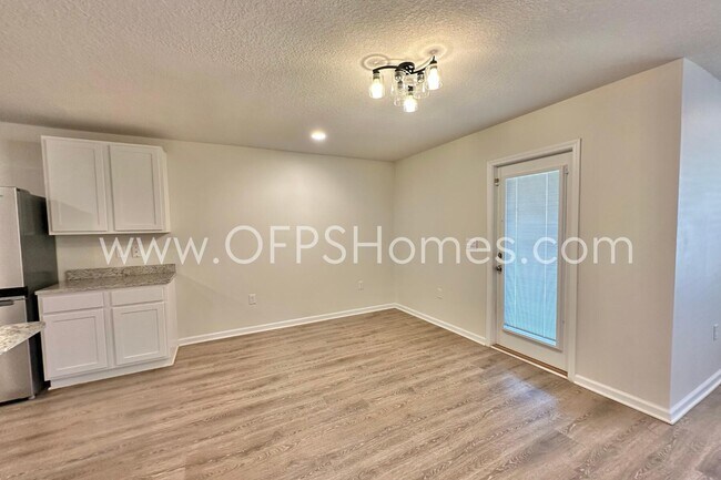 Building Photo - 2856 Patriot Ridge Dr